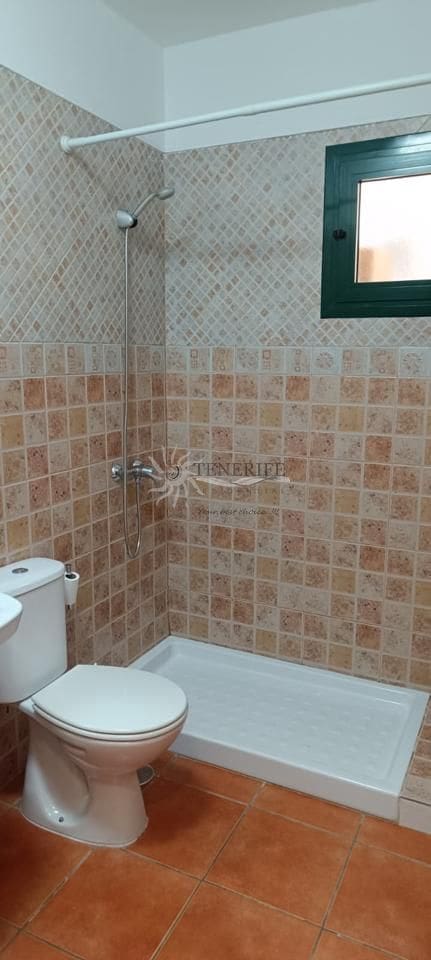 3 slaapkamer Villa te koop in Adeje met garage - € 368.000 (Ref: 9844579)