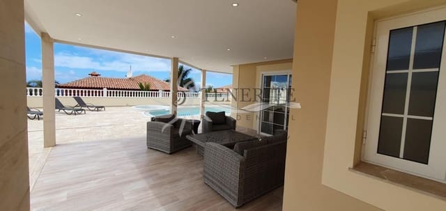 3 sovrum Villa till salu i Playa de Fañabé Alto, Adeje med pool garage - 1 600 000 € (Ref: 9865961)