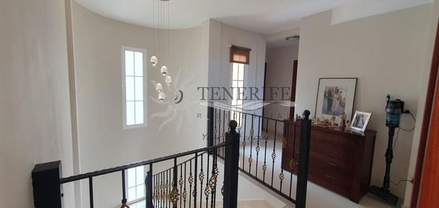 3 sovrum Villa till salu i Playa de Fañabé Alto, Adeje med pool garage - 1 600 000 € (Ref: 9865961)