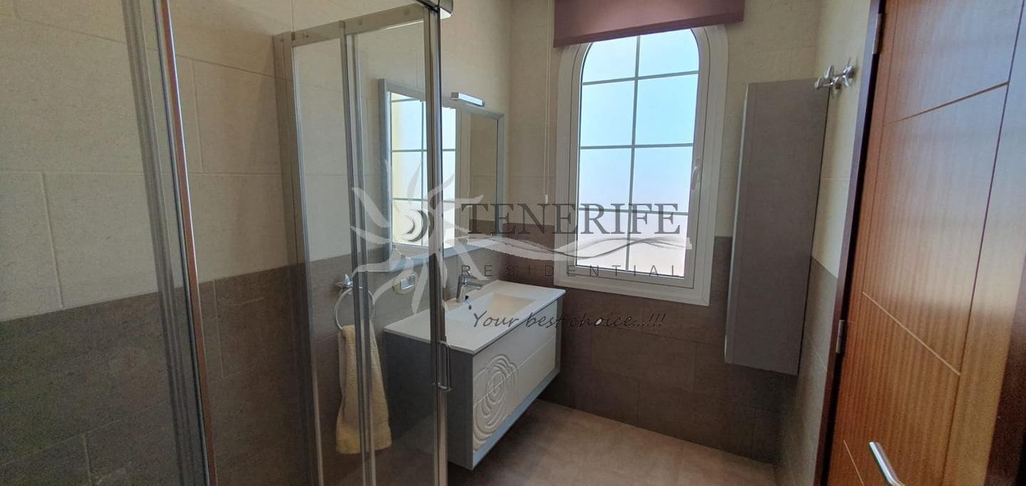 3 bedroom Villa for sale in Costa Adeje with pool garage - € 1,600,000 (Ref: 9865961)
