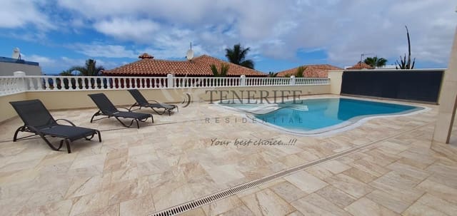 3 sovrum Villa till salu i Playa de Fañabé Alto, Adeje med pool garage - 1 600 000 € (Ref: 9865961)