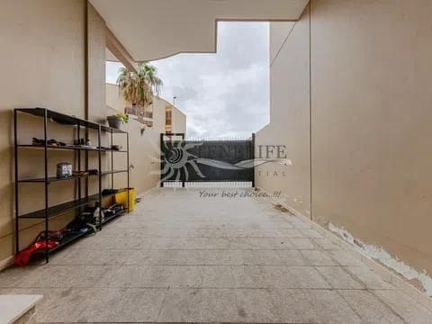 4 sovrum Villa till salu i Adeje med garage - 630 000 € (Ref: 9914882)