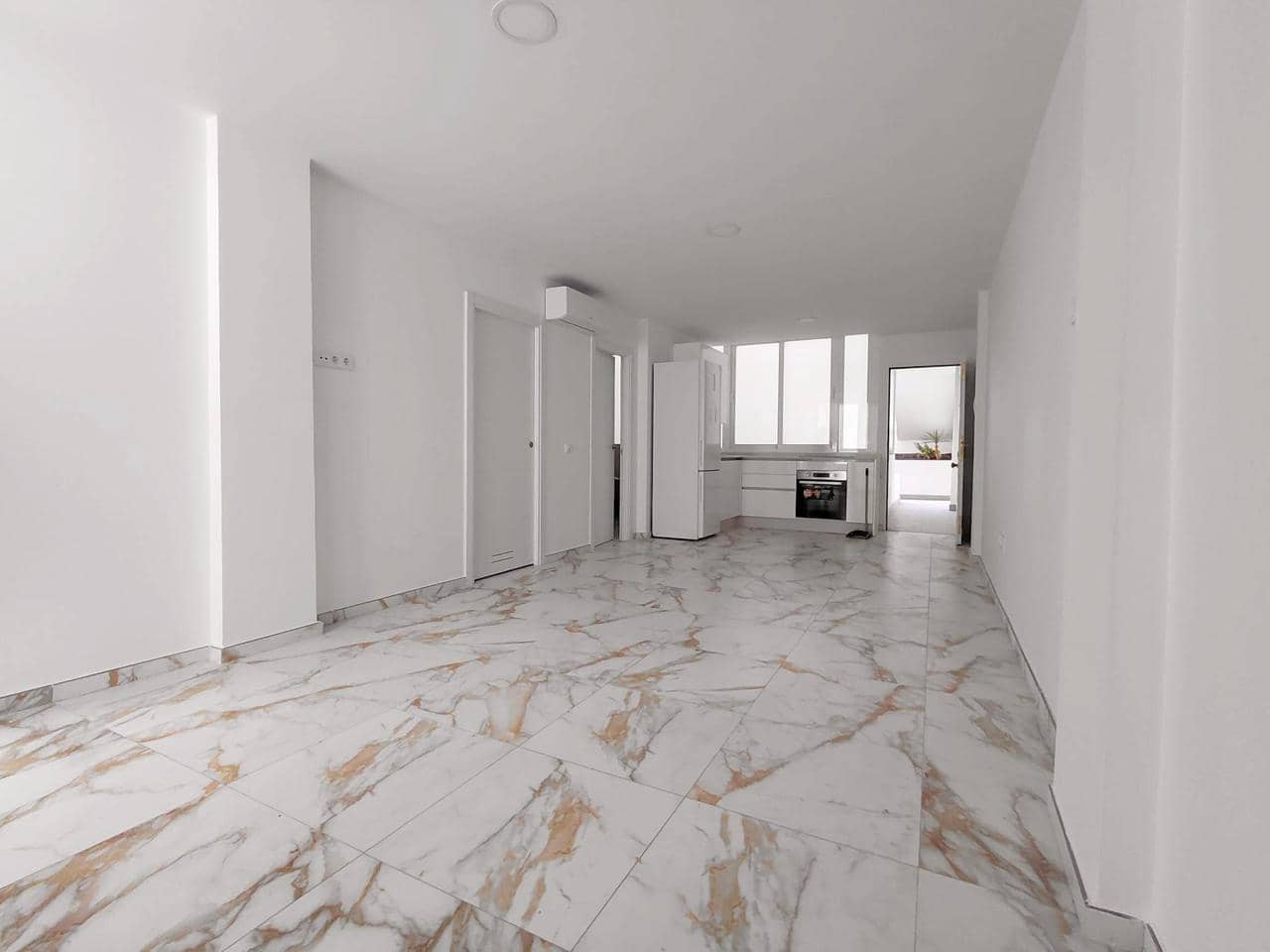 2 chambre Appartement à vendre à Playa de las Americas - 368 000 € (Ref: 9944540)
