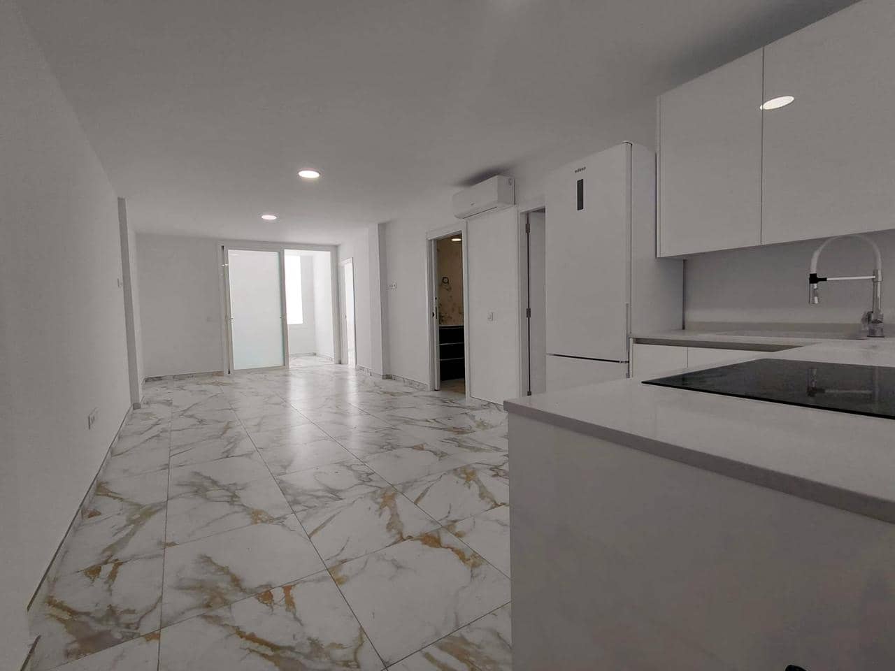 2 chambre Appartement à vendre à Playa de las Americas - 368 000 € (Ref: 9944540)
