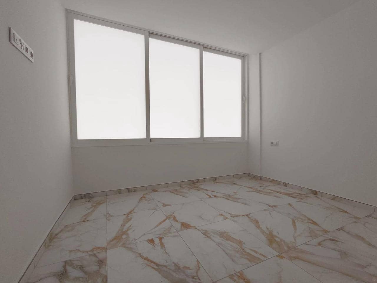 2 chambre Appartement à vendre à Playa de las Americas - 368 000 € (Ref: 9944540)