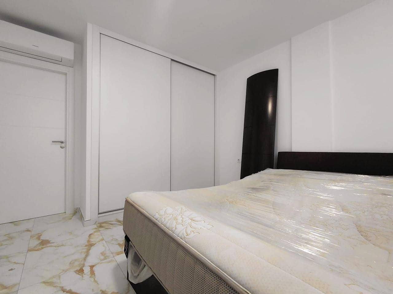 2 chambre Appartement à vendre à Playa de las Americas - 368 000 € (Ref: 9944540)