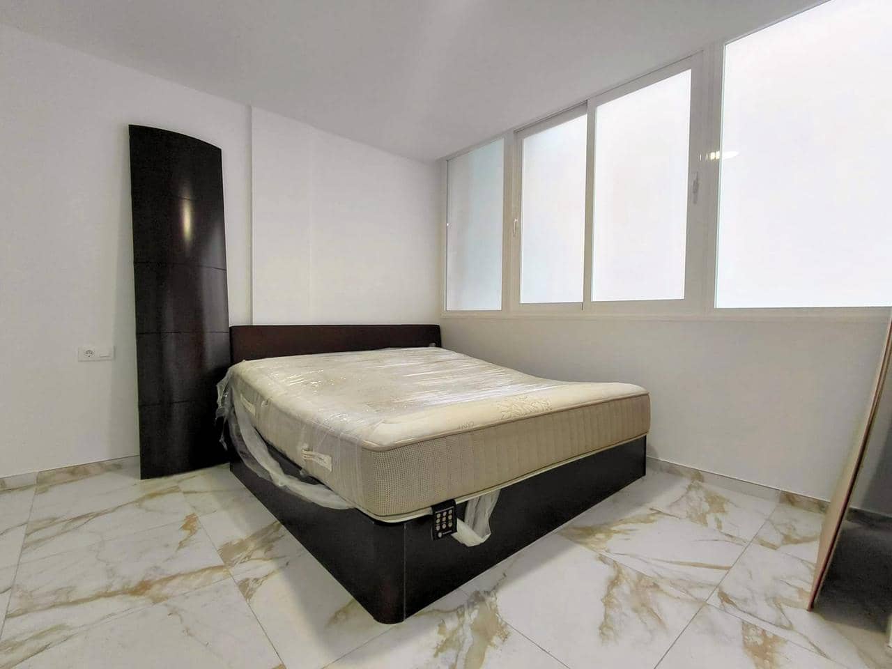 2 chambre Appartement à vendre à Playa de las Americas - 368 000 € (Ref: 9944540)
