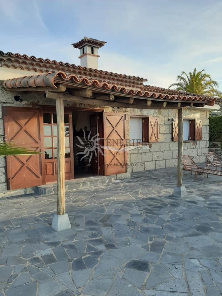 2 sovrum Finca/Hus på landet till salu i Granadilla de Abona med garage - 425 000 € (Ref: 9944735)
