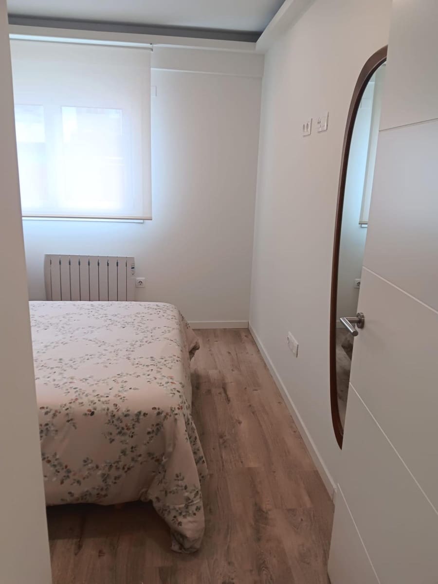 2 quarto Apartamento para arrendar em Corunha cidade - 925 € (Ref: 9502744)