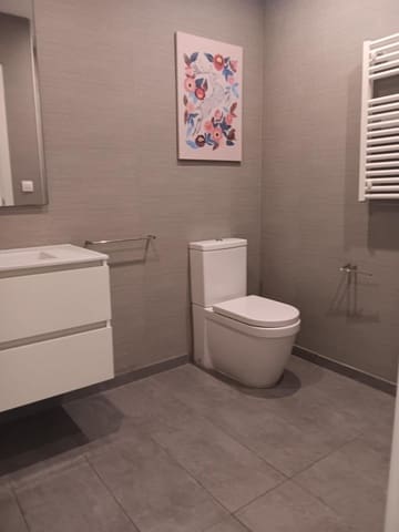 2 quarto Apartamento para arrendar em Corunha cidade - 925 € (Ref: 9502744)