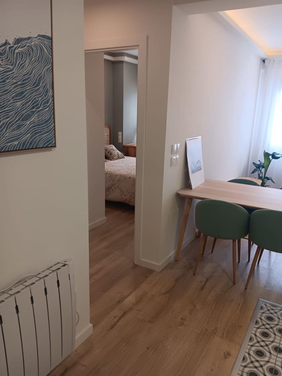 2 quarto Apartamento para arrendar em Corunha cidade - 925 € (Ref: 9502744)