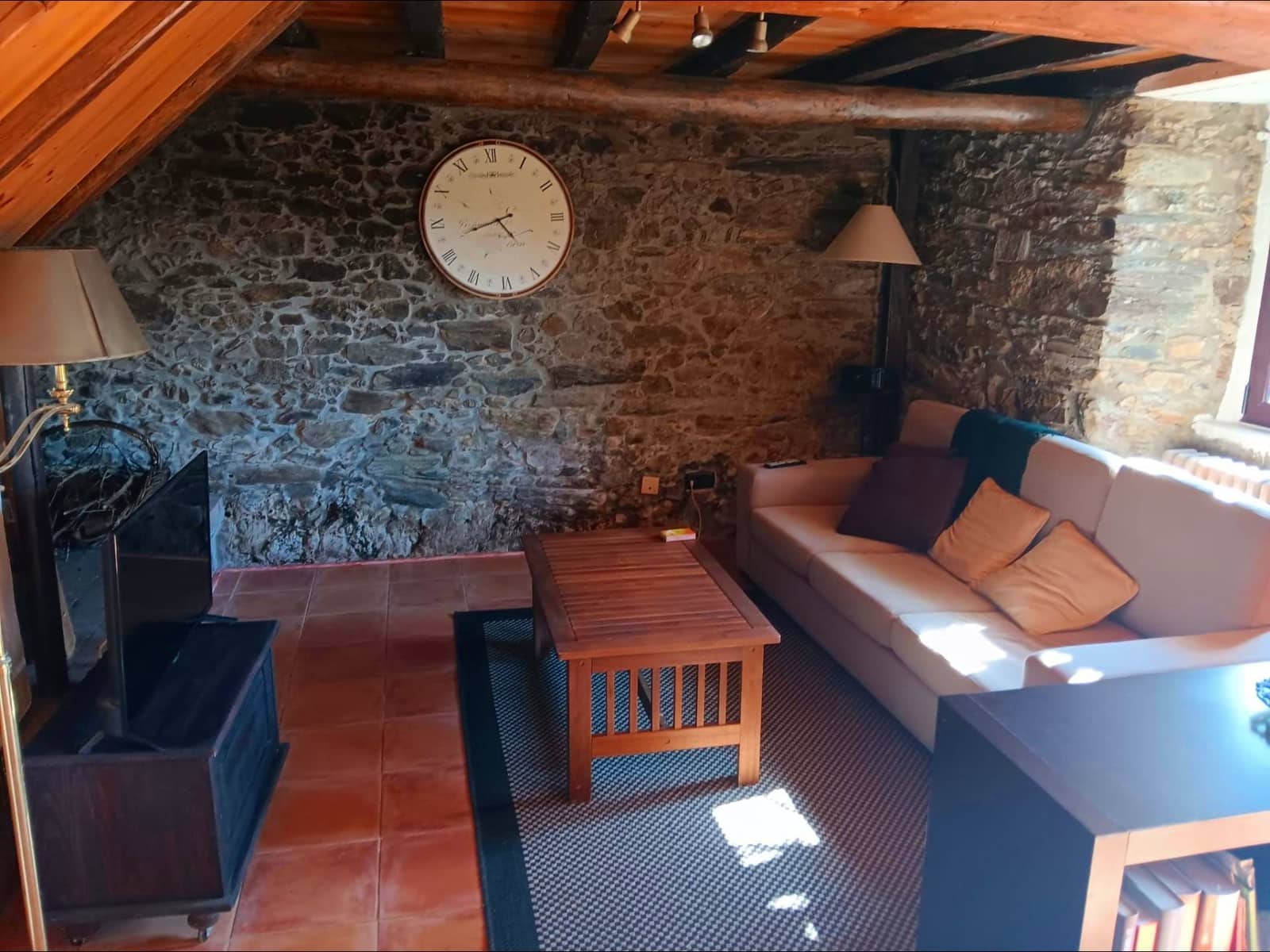 3 sovrum Villa till salu i Abegondo med garage - 375 000 € (Ref: 9502745)