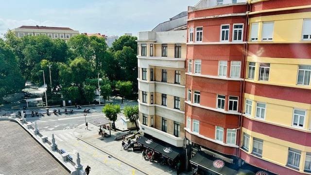 4 soverom Leilighet til leie i La Coruña by med garasje - € 1 250 (Ref: 9502749)