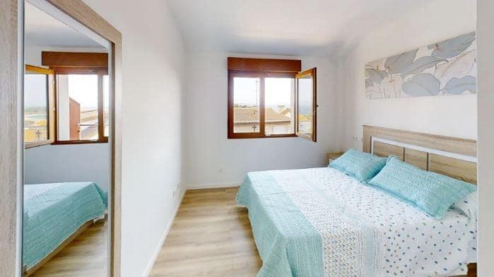 2 bedroom Flat for sale in Palmeira with garage - € 130,000 (Ref: 9502750)