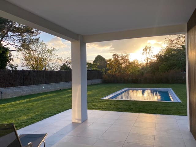 4 sovrum Villa till salu i Oleiros med pool garage - 1 250 000 € (Ref: 9502751)