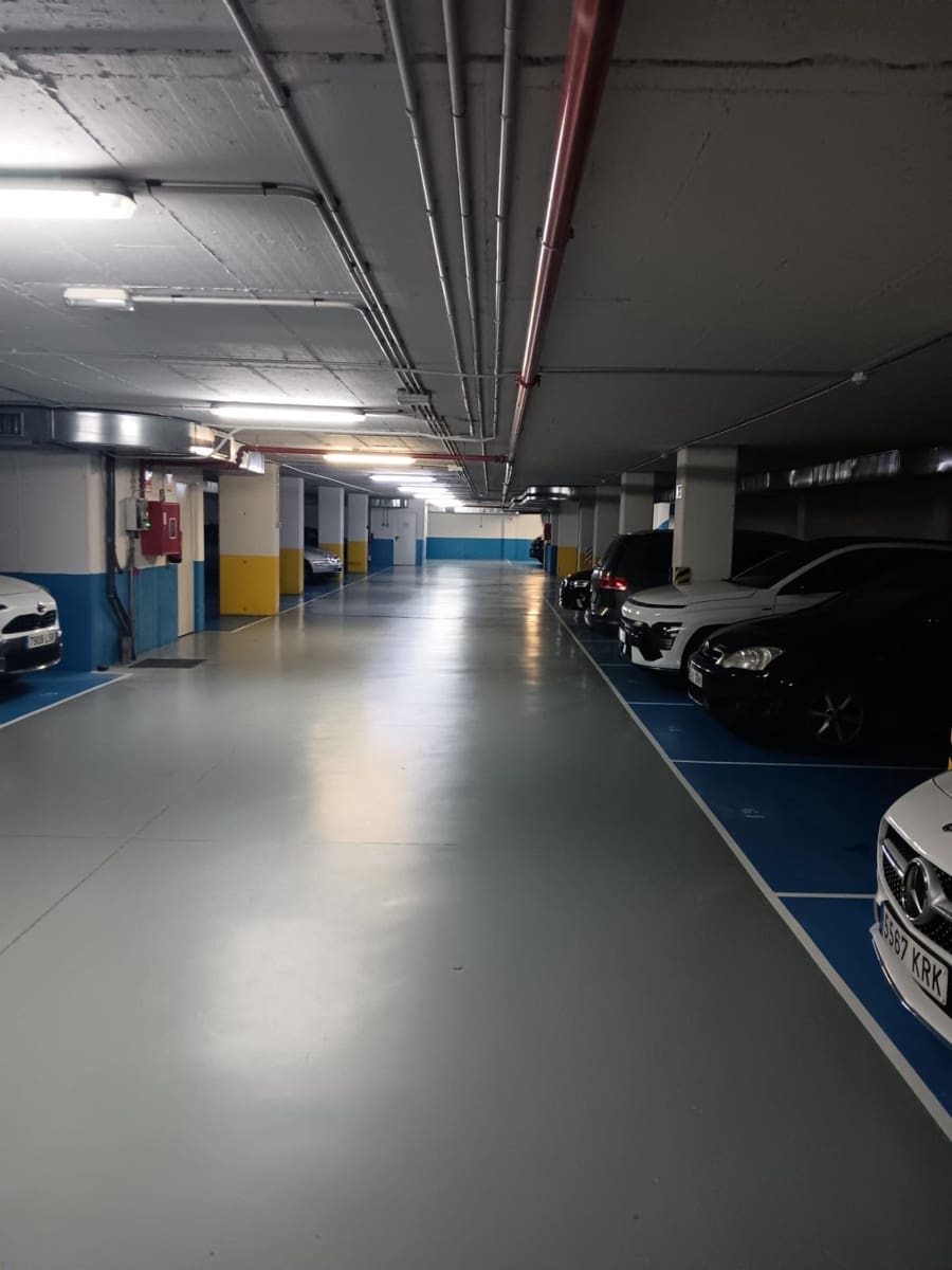 Garage for rent in A Coruna city - € 150 (Ref: 9502752)