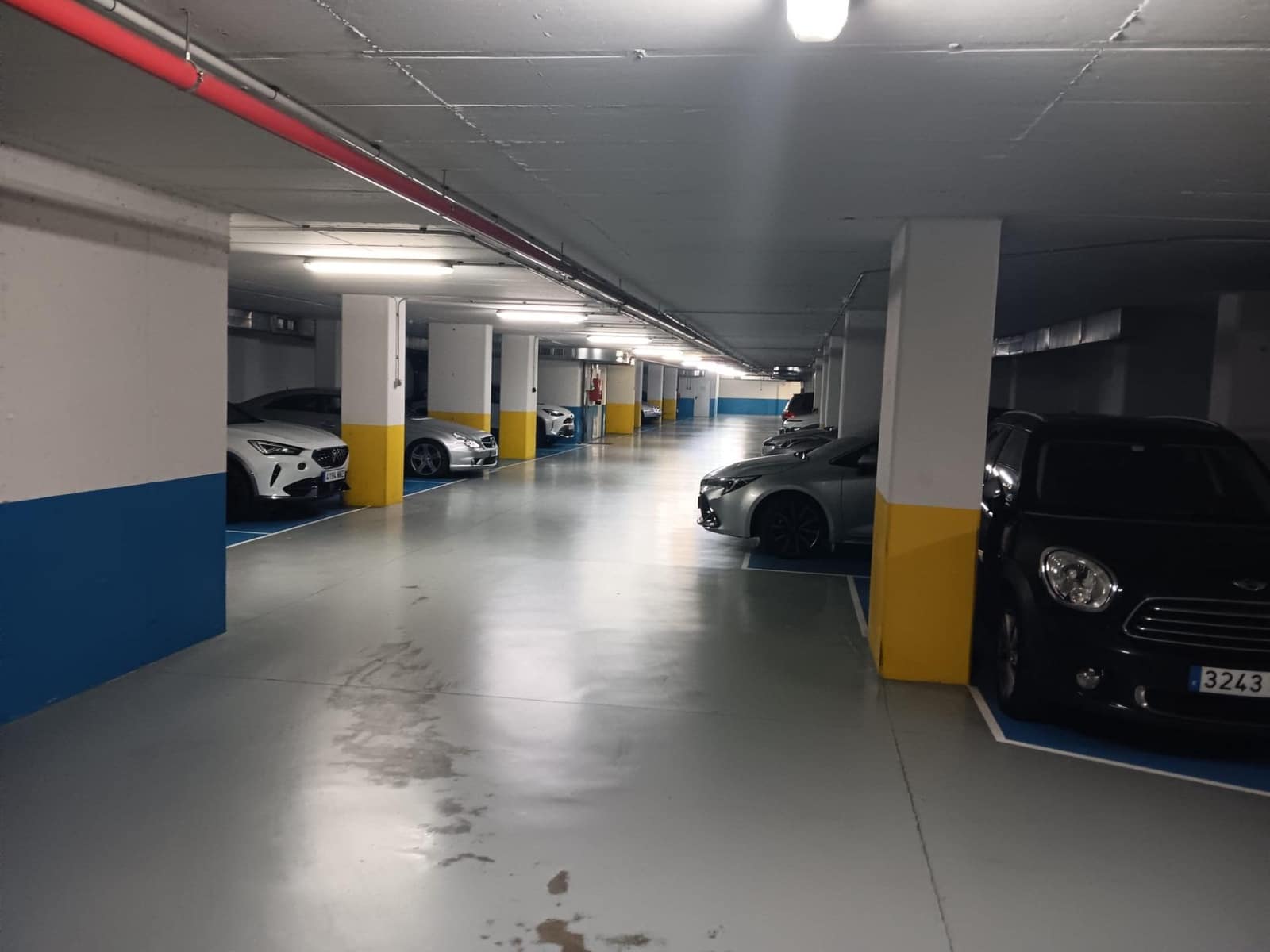 Garage for rent in A Coruna city - € 150 (Ref: 9502752)