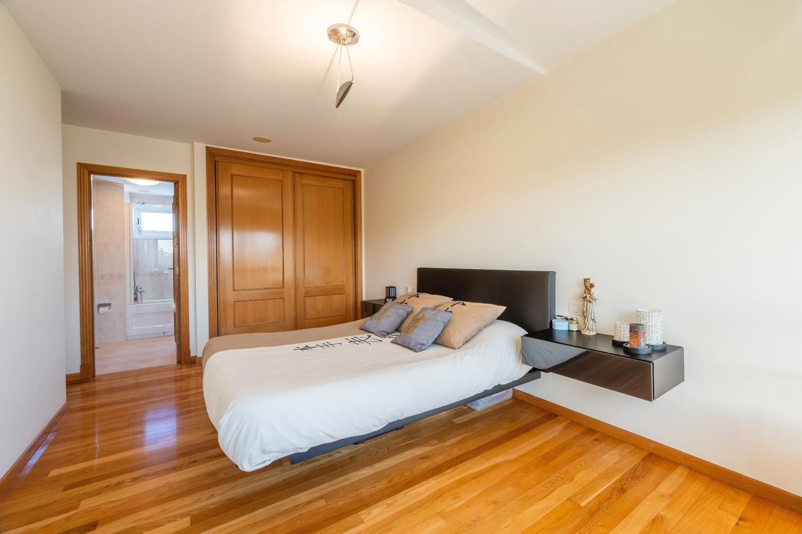 4 Zimmer Apartment zu verkaufen in A Coruna Stadt - 695.000 € (Ref: 9502764)