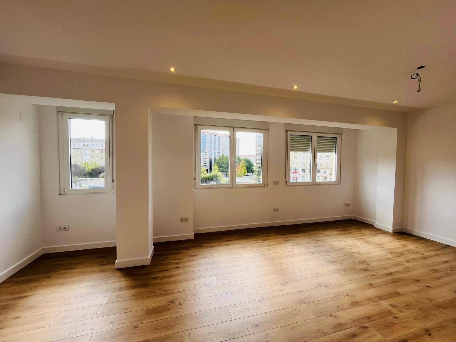 3 bedroom Flat for sale in Ferrol - € 300,000 (Ref: 9502765)