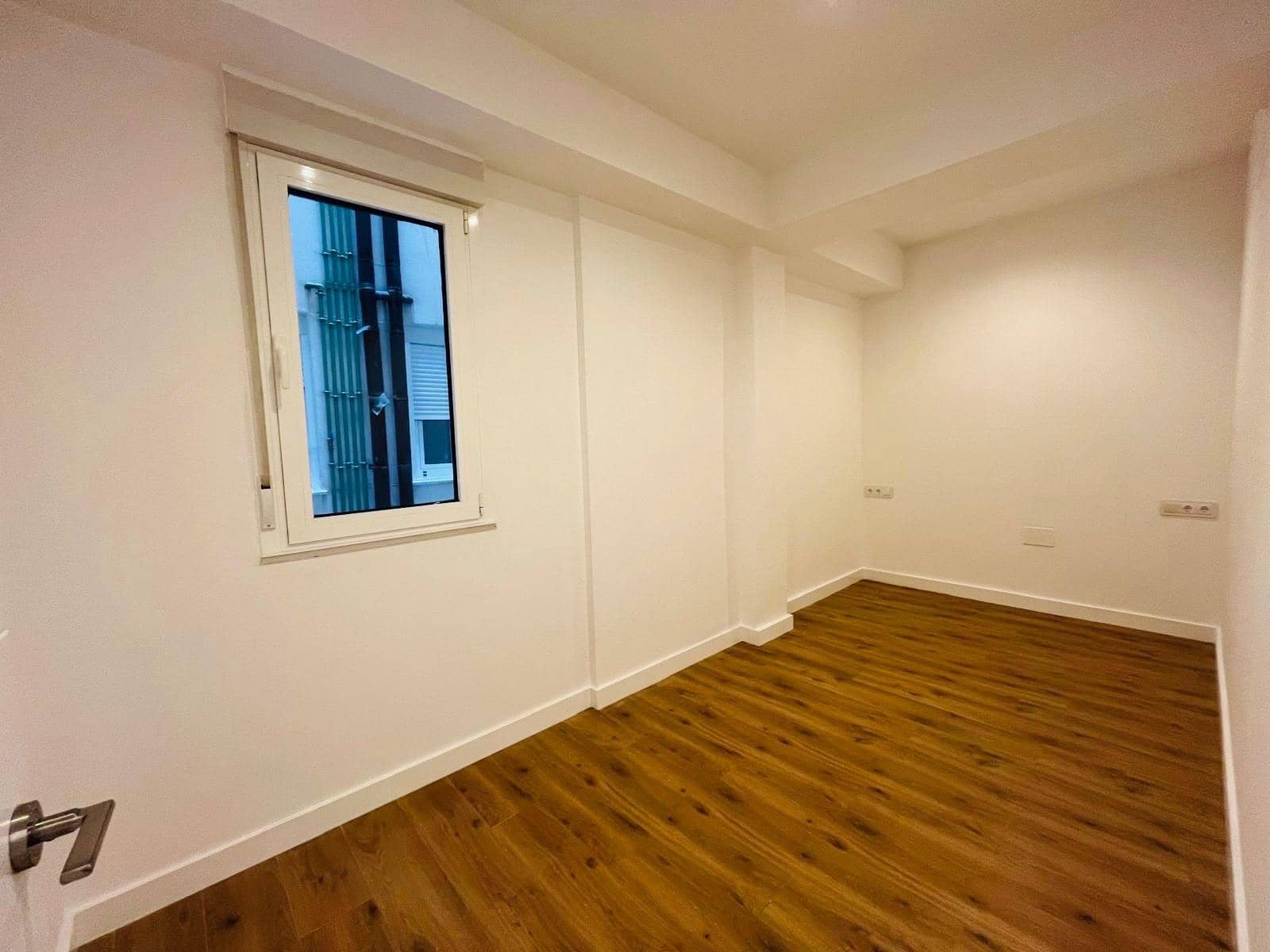 3 bedroom Flat for sale in Ferrol - € 300,000 (Ref: 9502765)