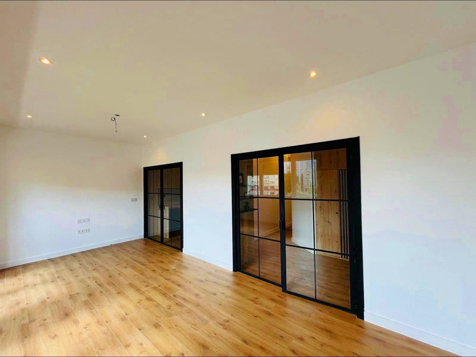 3 bedroom Flat for sale in Ferrol - € 300,000 (Ref: 9502765)