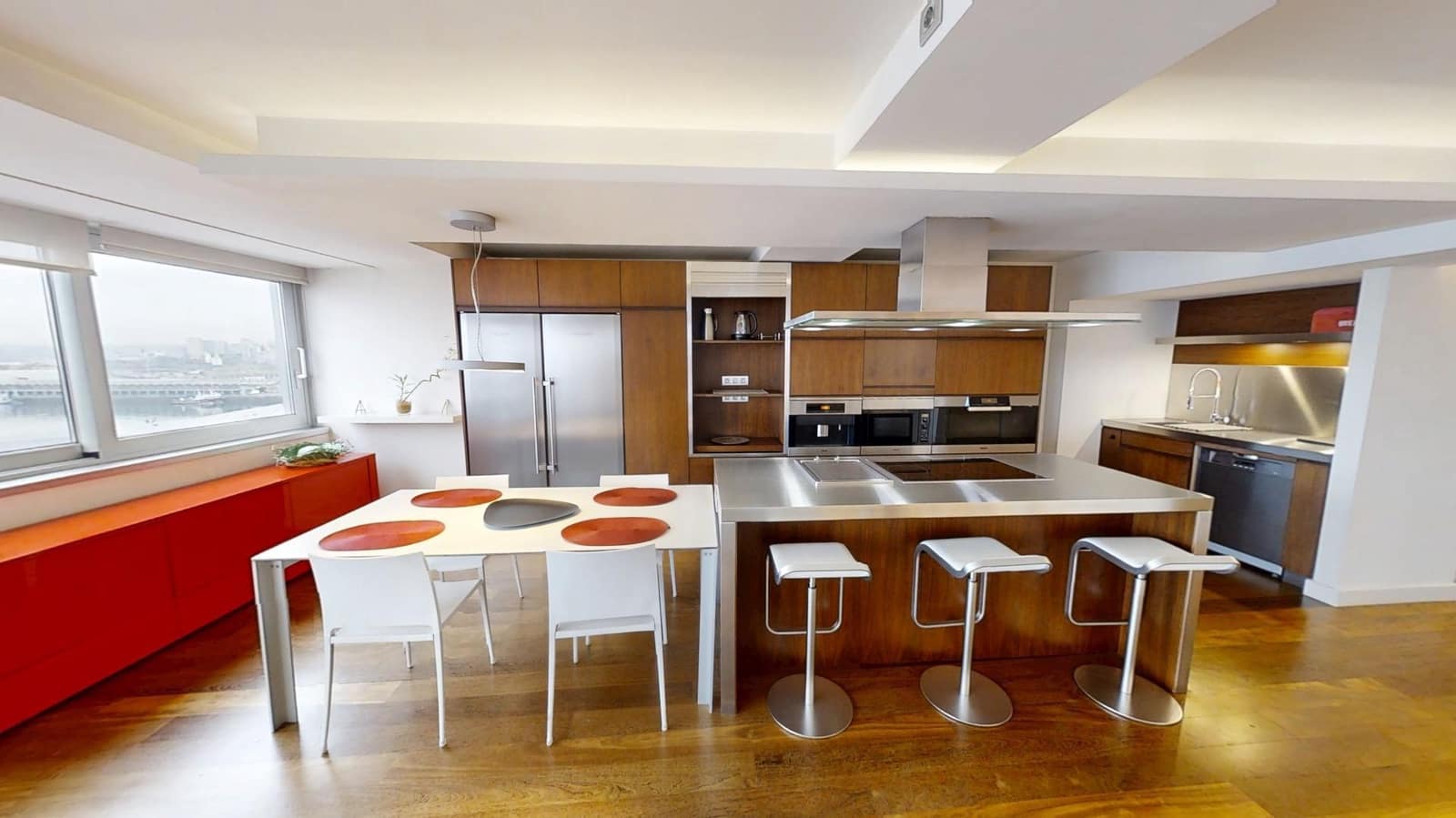 3 soveværelse Lejlighed til salg i A Coruna by med garage - € 1.150.000 (Ref: 9502766)