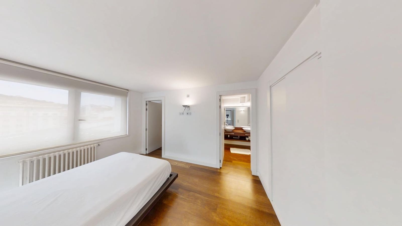 3 bedroom Flat for sale in A Coruna city with garage - € 1,150,000 (Ref: 9502766)