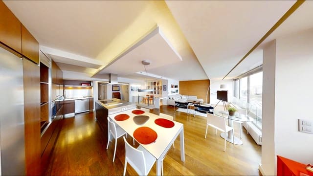 3 slaapkamer Flat te koop in A Coruña stad met garage - € 1.150.000 (Ref: 9502766)