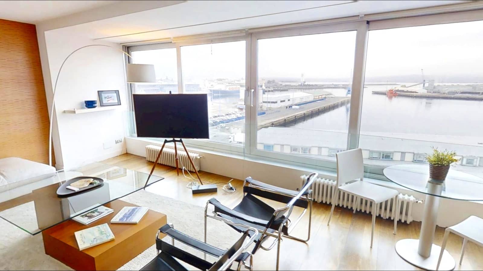 3 bedroom Flat for sale in A Coruna city with garage - € 1,150,000 (Ref: 9502766)