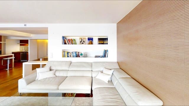 3 slaapkamer Flat te koop in A Coruña stad met garage - € 1.150.000 (Ref: 9502766)