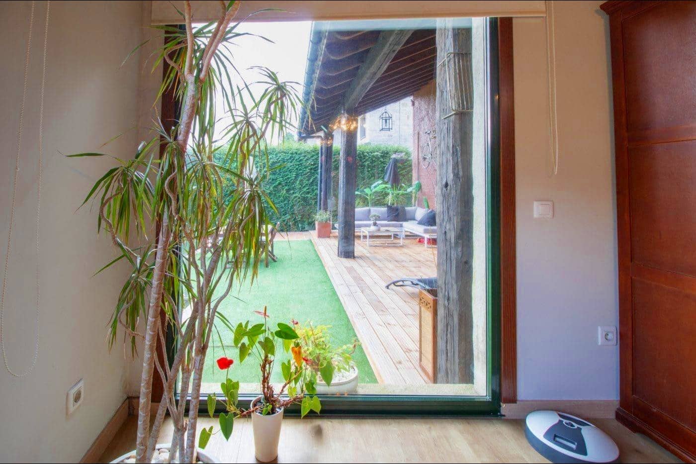 4 quarto Moradia para venda em Santiago de Compostela com piscina garagem - 588 000 € (Ref: 9502772)