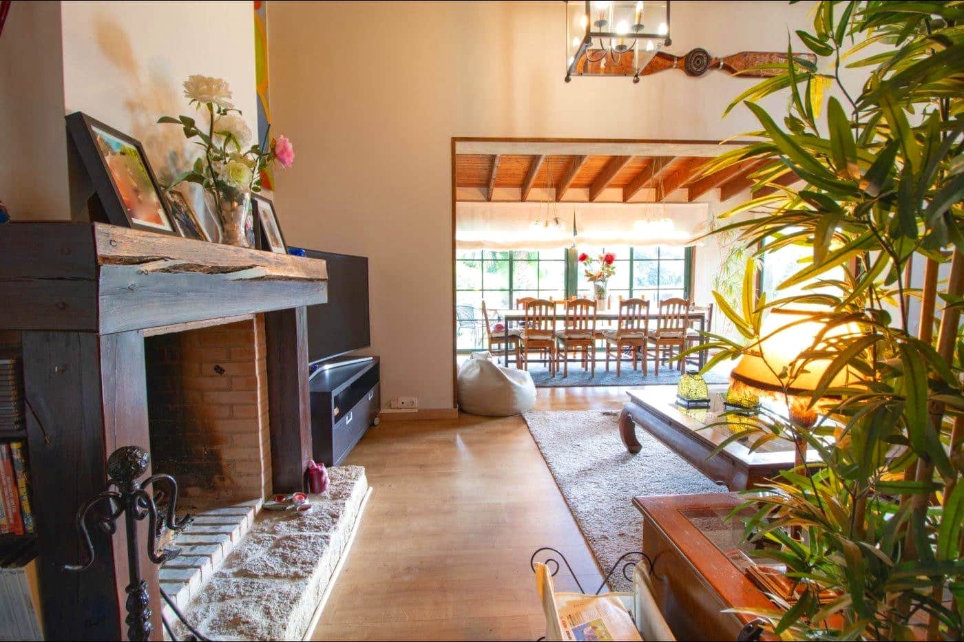 4 quarto Moradia para venda em Santiago de Compostela com piscina garagem - 588 000 € (Ref: 9502772)