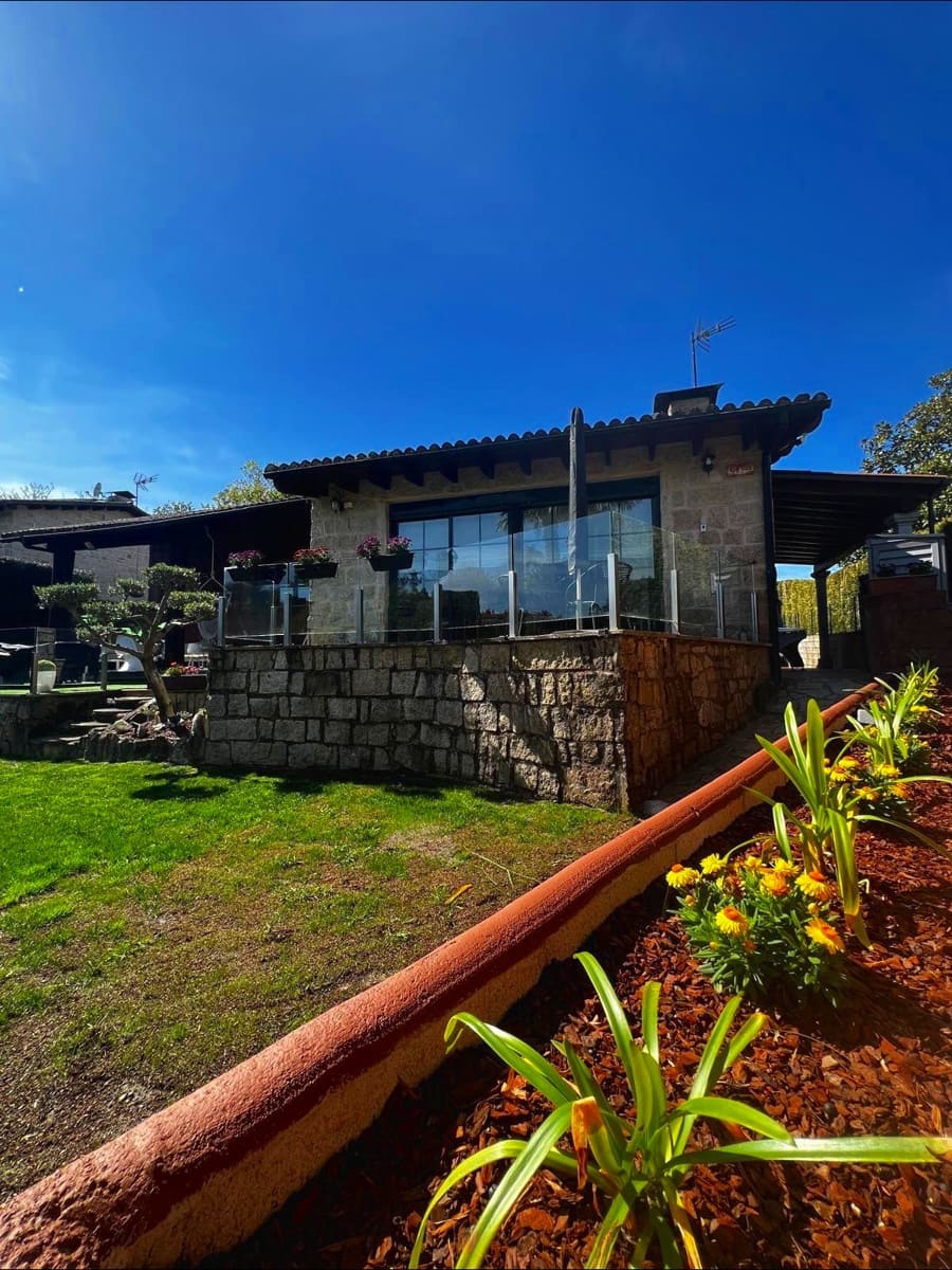 4 quarto Moradia para venda em Santiago de Compostela com piscina garagem - 588 000 € (Ref: 9502772)