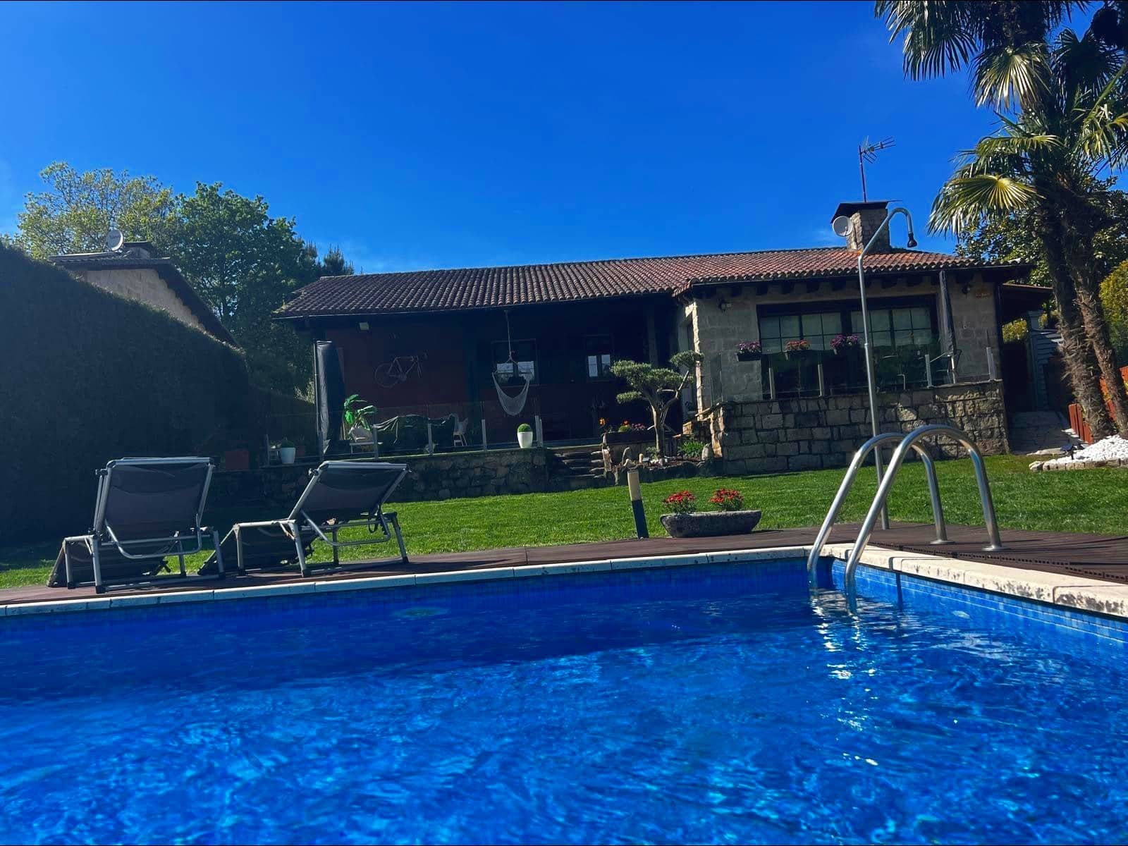 4 quarto Moradia para venda em Santiago de Compostela com piscina garagem - 588 000 € (Ref: 9502772)