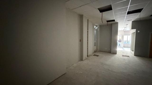 Kommersiell att hyra i A Coruna stad - 800 € (Ref: 9502774)