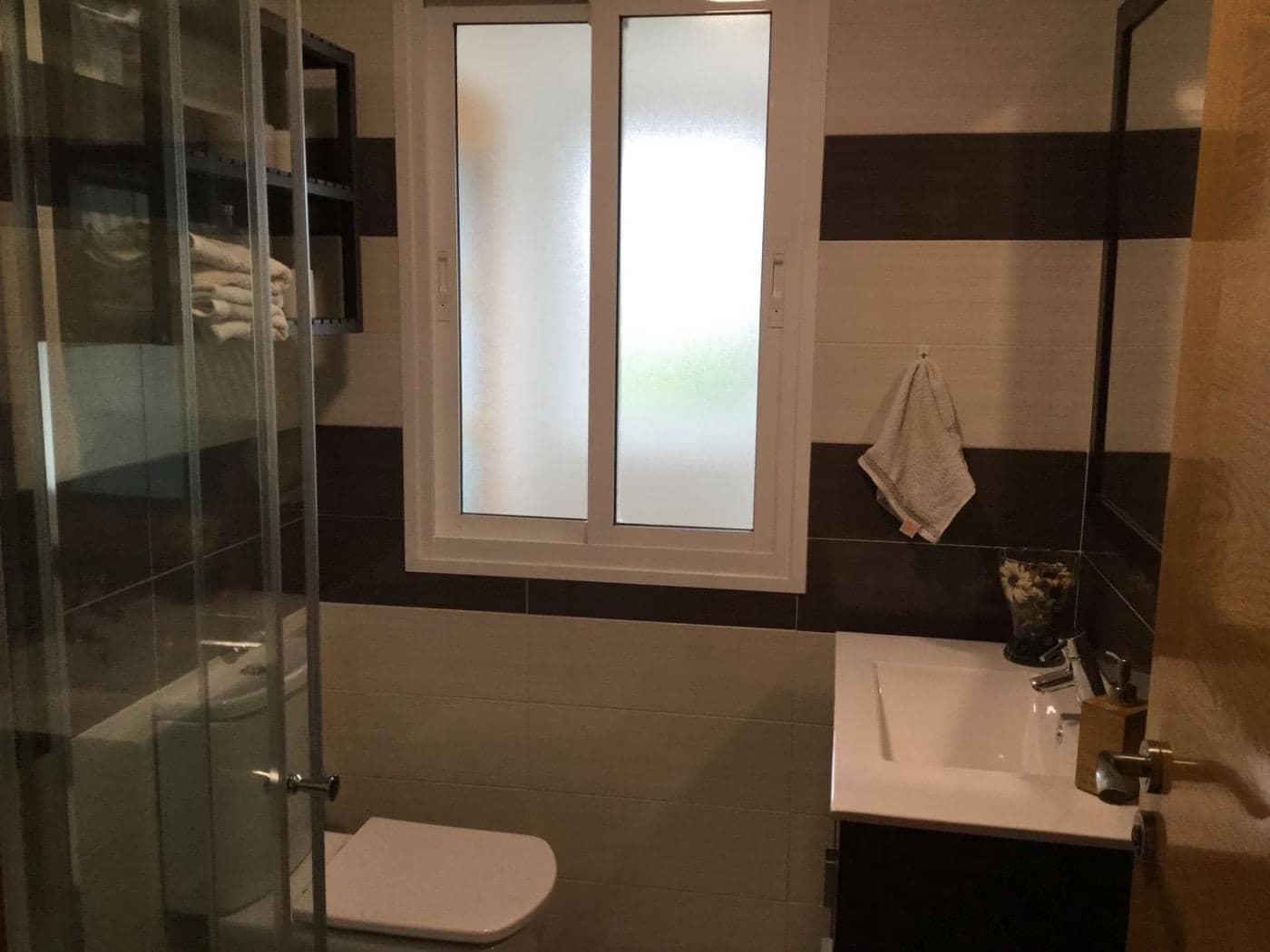 2 slaapkamer Flat te koop in Ferrol met garage - € 145.000 (Ref: 9502776)