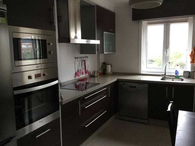 2 slaapkamer Flat te koop in Ferrol met garage - € 145.000 (Ref: 9502776)