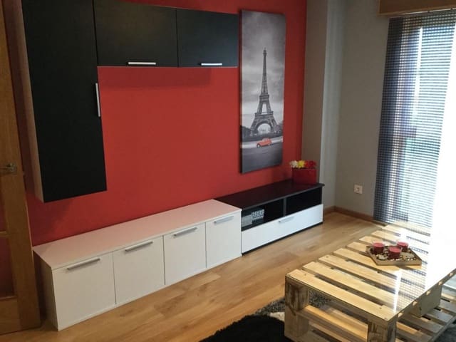 2 slaapkamer Flat te koop in Ferrol met garage - € 145.000 (Ref: 9502776)