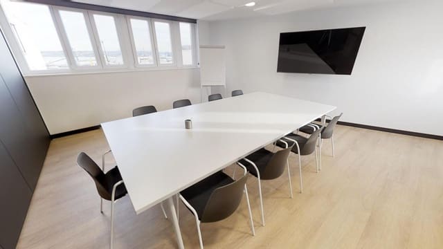 Office for rent in Cambre - € 600 (Ref: 9502783)