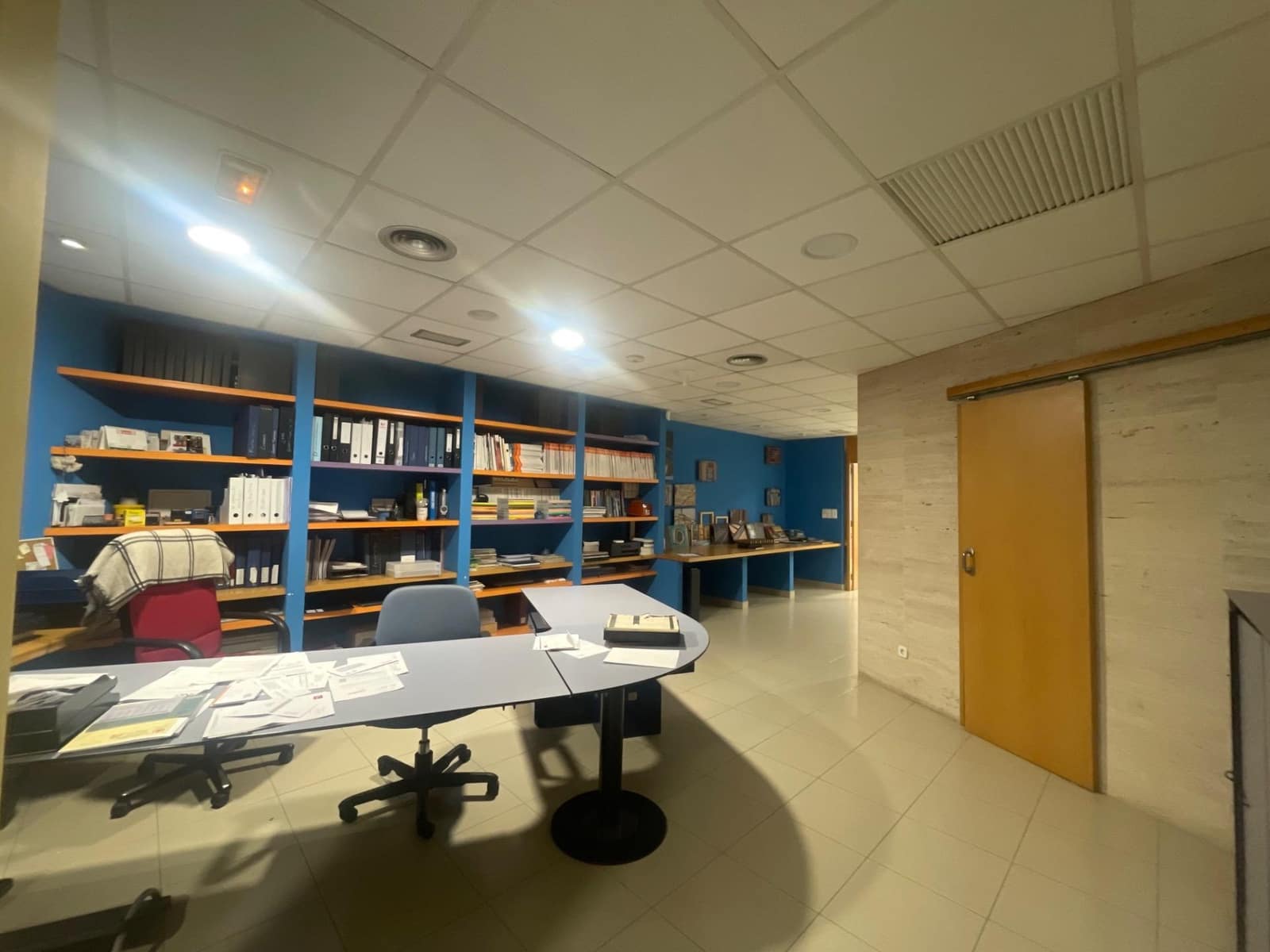 Office for rent in Perillo with garage - € 4,000 (Ref: 9527644)