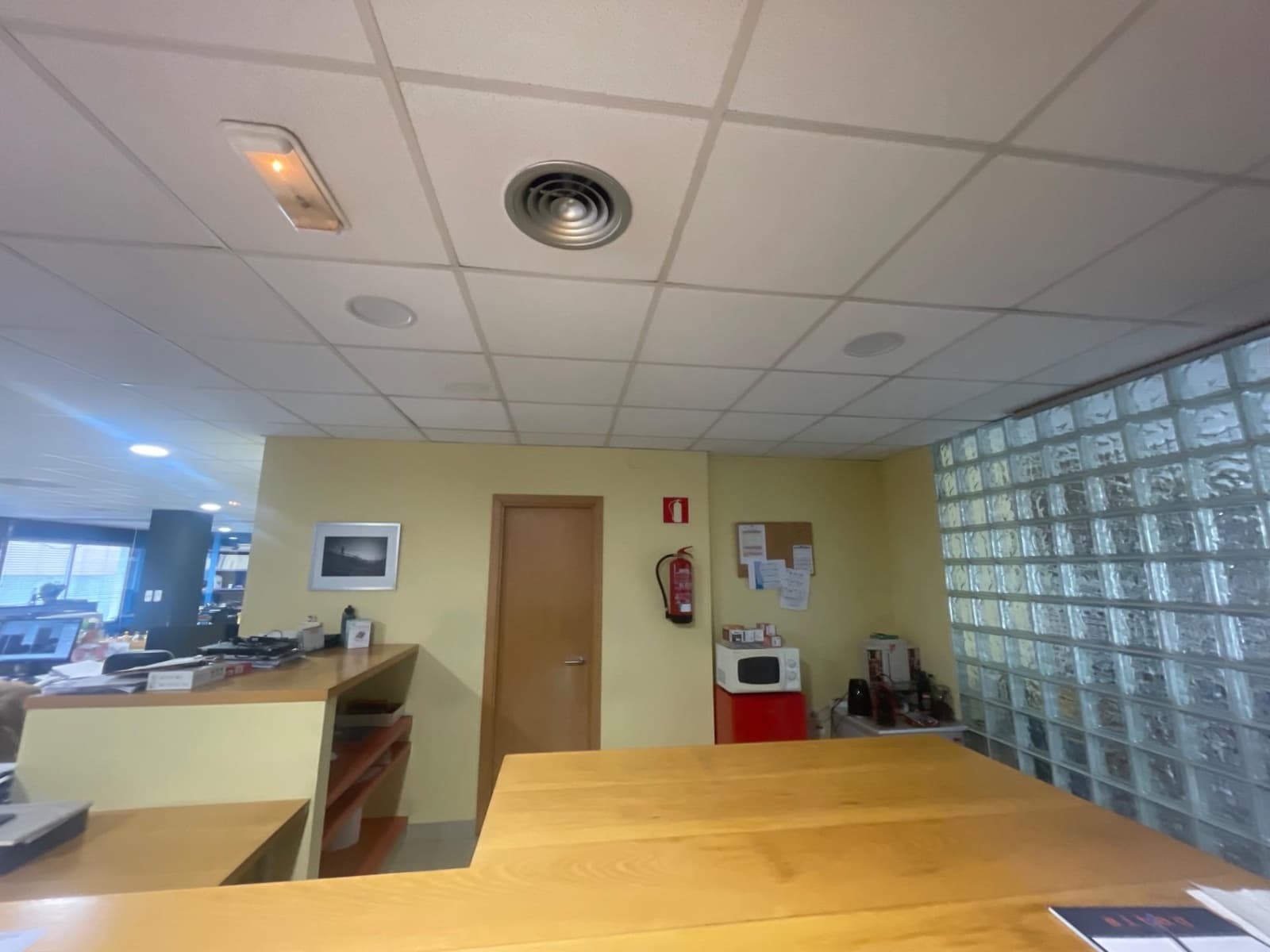 Office for rent in Perillo with garage - € 4,000 (Ref: 9527644)