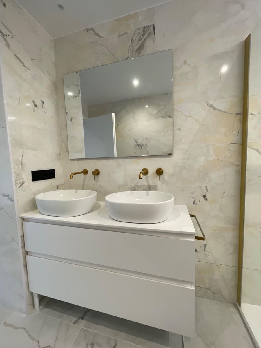 Piso de 2 habitaciones en A Coruña ciudad en venta - 330.000 € (Ref: 9551339)