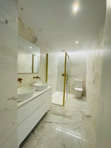 Piso de 2 habitaciones en A Coruña ciudad en venta - 330.000 € (Ref: 9551339)