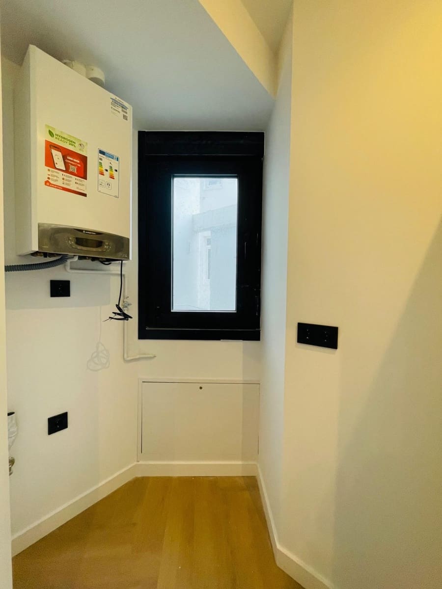 Piso de 2 habitaciones en A Coruña ciudad en venta - 330.000 € (Ref: 9551339)