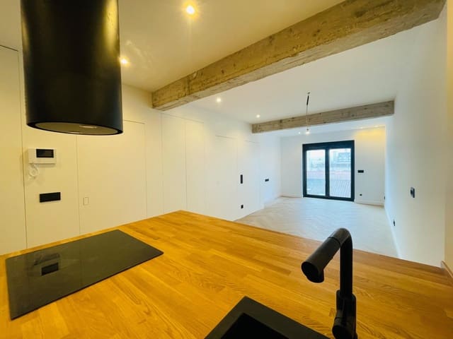 Piso de 2 habitaciones en A Coruña ciudad en venta - 330.000 € (Ref: 9551339)