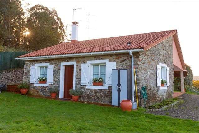 4 chambre Villa/Maison à vendre à Abegondo avec piscine - 330 000 € (Ref: 9611492)