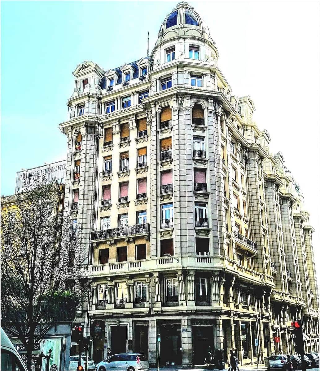 Commercieel te huur in A Coruna stad - € 6.000 (Ref: 9637520)