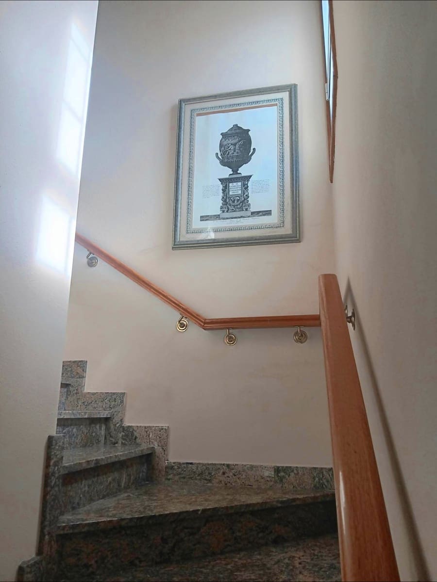 7 bedroom Villa for sale in A Coruna city with garage - € 675,000 (Ref: 9677436)