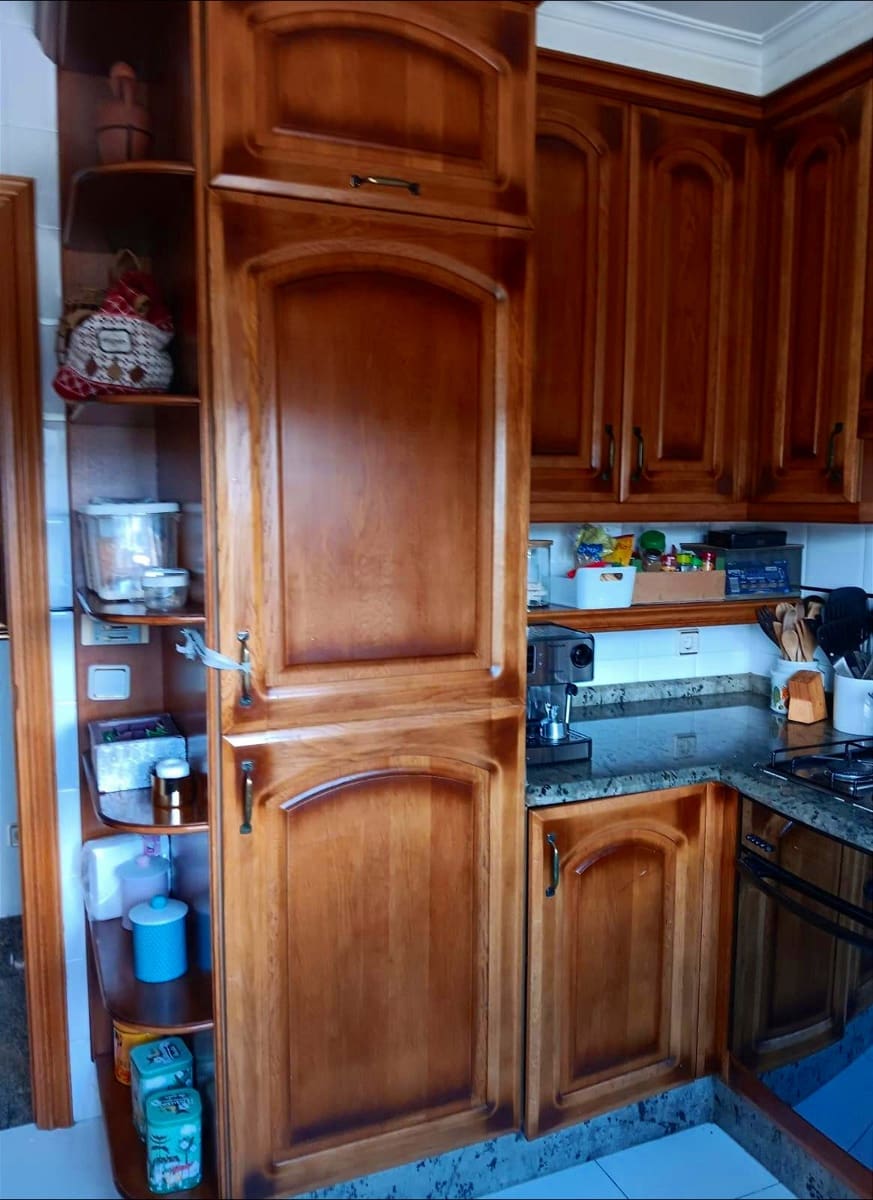 7 bedroom Villa for sale in A Coruna city with garage - € 675,000 (Ref: 9677436)