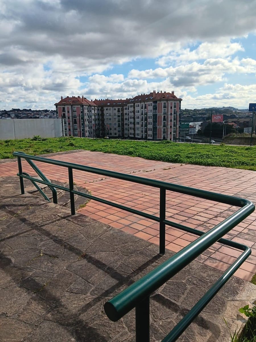 7 bedroom Villa for sale in A Coruna city with garage - € 675,000 (Ref: 9677436)